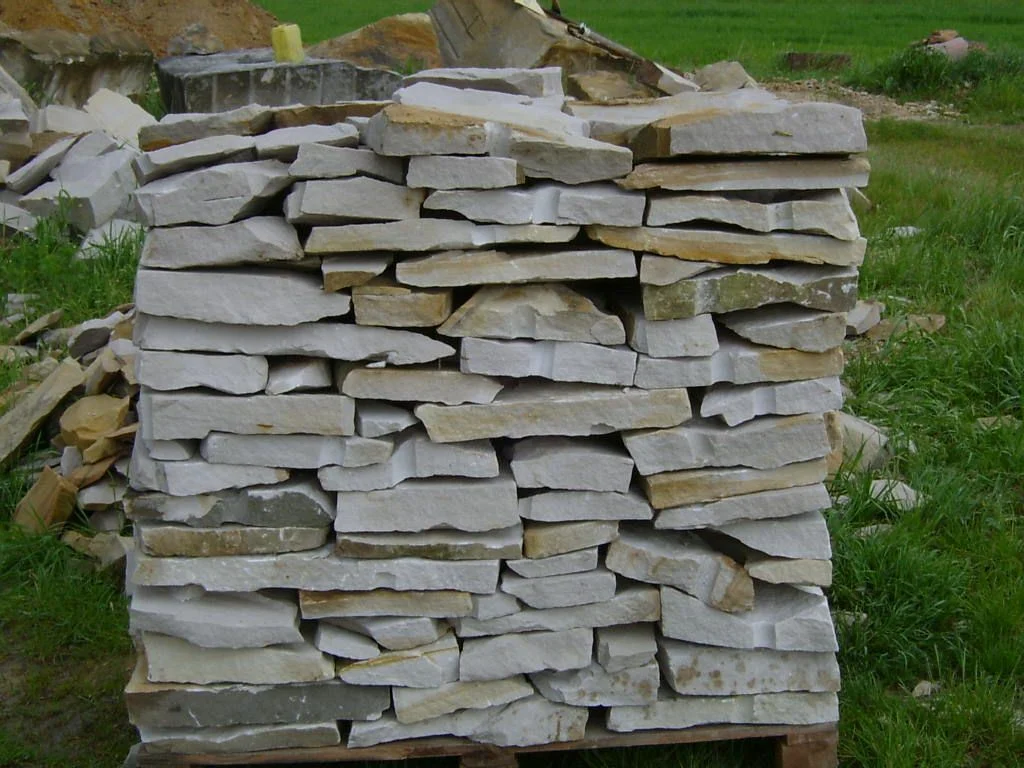 Paleta piaskowca budowlanego